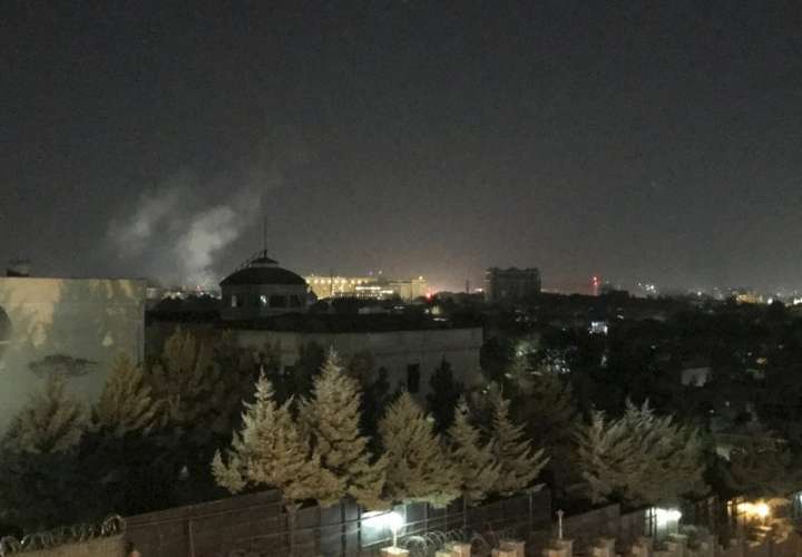 Explota cohete en la embajada de EEUU en Kabul en el aniversario del 11-S