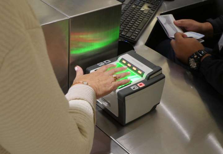 Detectan más de 40 pasaportes fraudulentos en el Aeropuerto de Tocumen