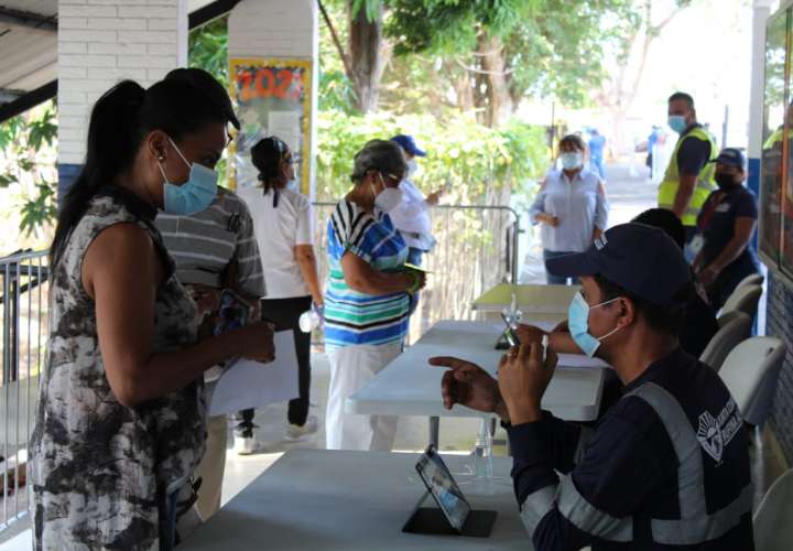Más de 32 mil vacunados en San Miguelito en tres días 