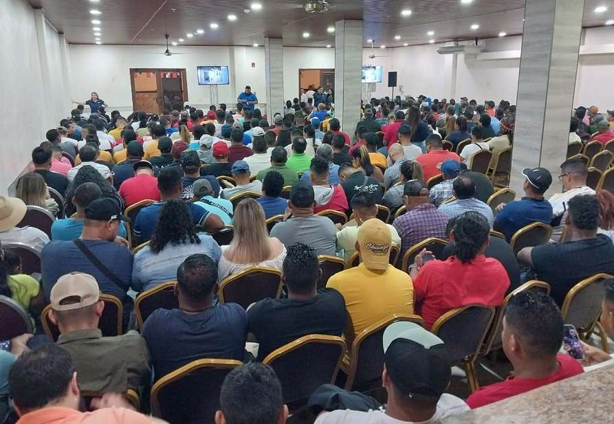 La Unión de Trabajadores de Cobre Panamá (UTRAMIPA), sindicato de trabajadores mayoritario, también ha participado en la sesión.